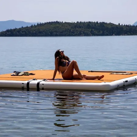 Greek House Complex A2 아파트 니드리