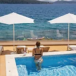 Апартаменты Greek House Complex A2 Нидри